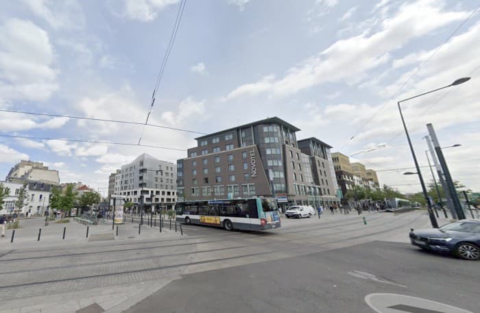 Murs commerciaux · 163 m² · Achat des murs — photo 1