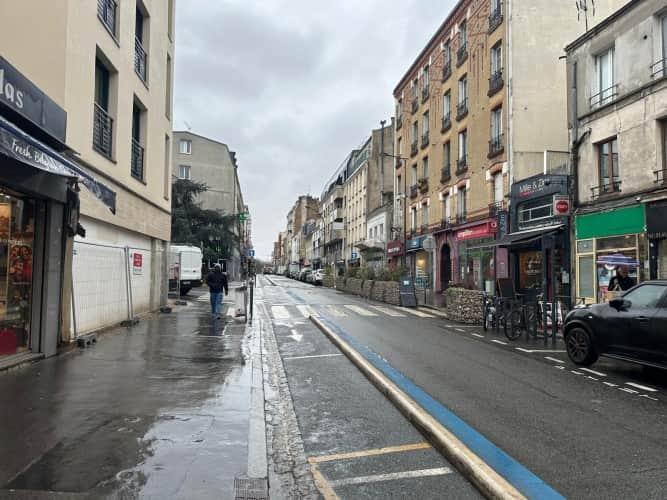 Local commercial · 90 m² · Cession de bail — photo 1