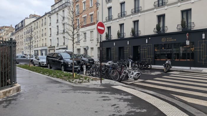 Local commercial · 32 m² · Cession de bail — photo 1