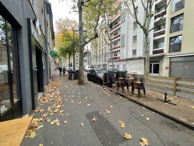Local commercial · 73 m² · Fonds de commerce — photo 1