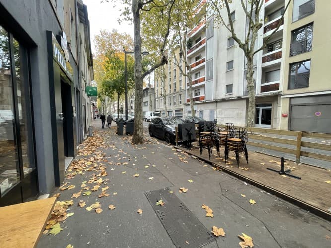 Local commercial · 73 m² · Fonds de commerce — photo 1