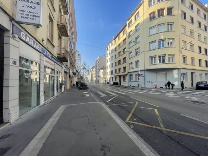 Local commercial · 70 m² · Cession de bail — photo 1