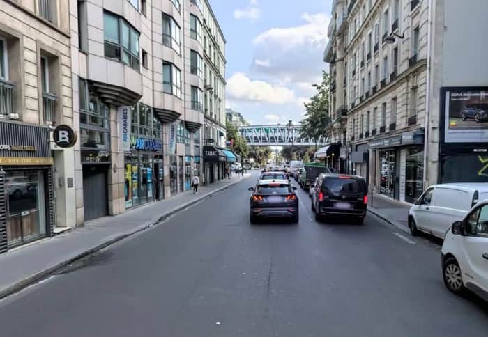 Local commercial · 34 m² · Location — photo 1