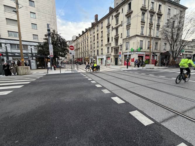 Local commercial · 125 m² · Fonds de commerce — photo 1