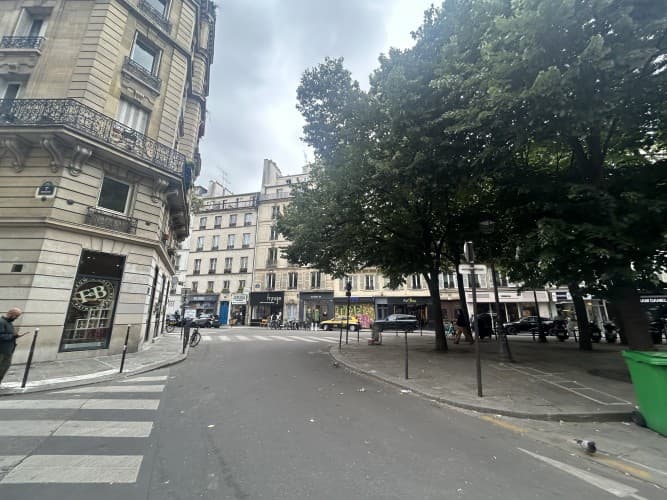 Local commercial · 65 m² · Location — photo 1