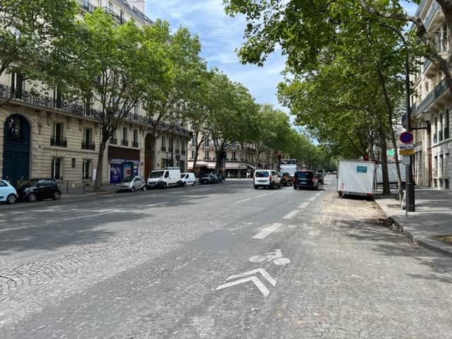 Local commercial · 141 m² · Fonds de commerce — photo 1