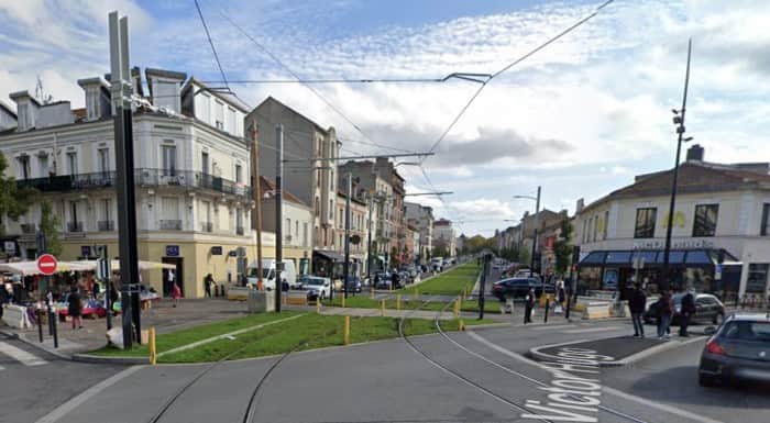 Local commercial · 450 m² · Location — photo 1