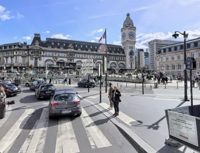 Local commercial · 77 m² · Fonds de commerce — photo 1