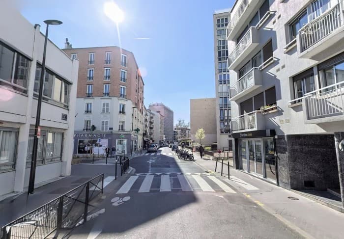 Local commercial · 150 m² · Location — photo 1