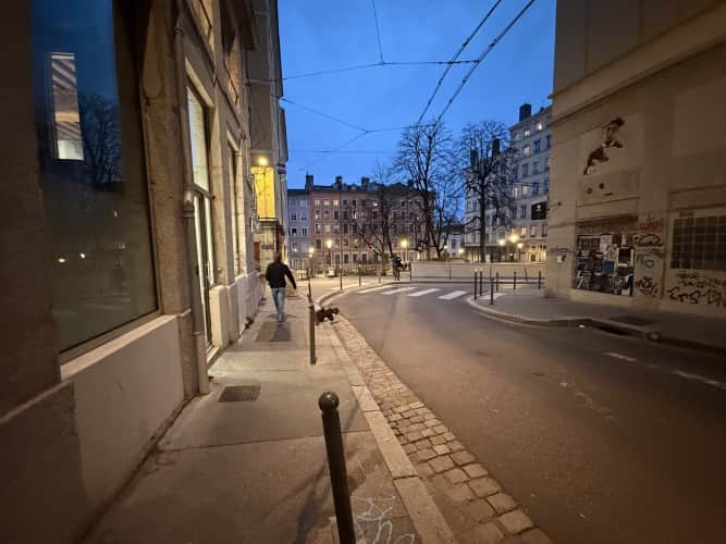 Local commercial · 135 m² · Fonds de commerce — photo 1