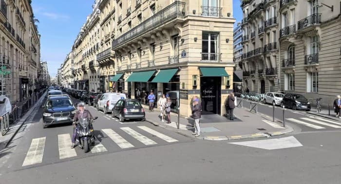 Local commercial · 130 m² · Cession de bail — photo 1
