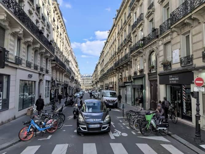 Local commercial · 54 m² · Cession de bail — photo 1