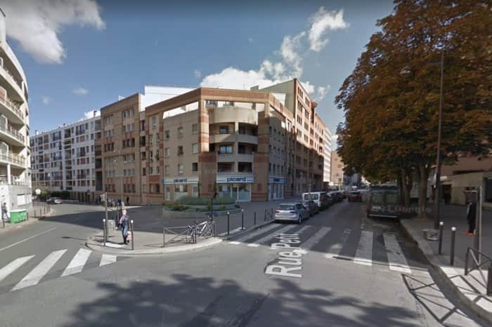 Local commercial · 138 m² · Location — photo 1