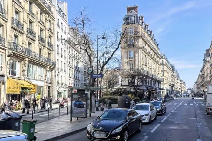 Local commercial · 135 m² · Cession de bail — photo 1