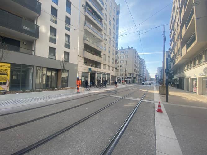 Local commercial · 30 m² · Cession de bail — photo 1