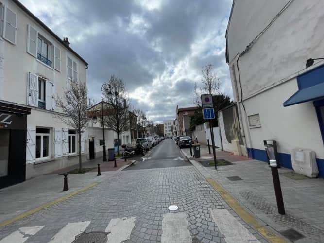 Local commercial · 54 m² · Cession de bail — photo 1
