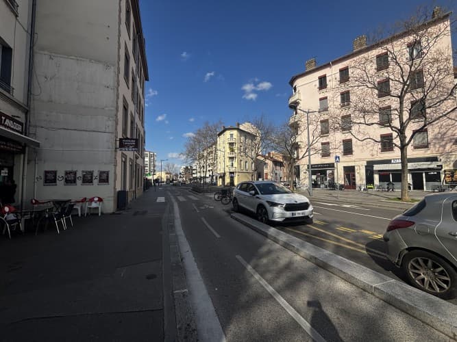 Local commercial · 80 m² · Cession de bail — photo 1