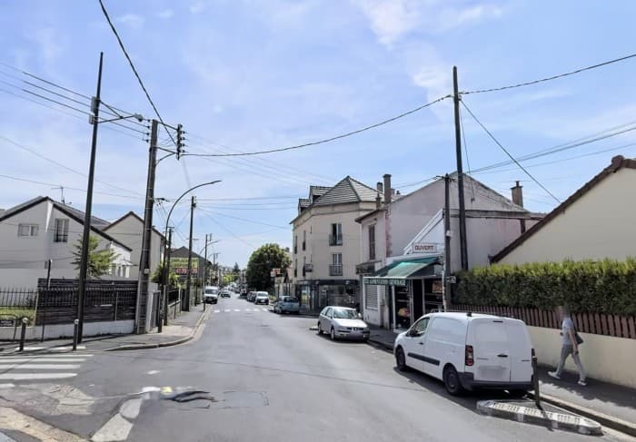 Local commercial · 96 m² · Cession de bail — photo 1