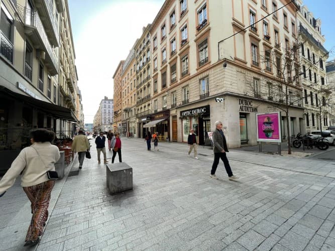 Local commercial · 62 m² · Fonds de commerce — photo 1