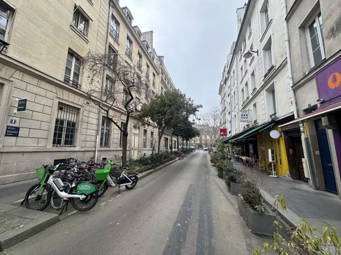 Local commercial · 70 m² · Fonds de commerce — photo 1