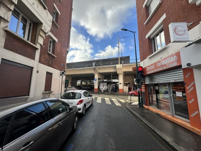 Local commercial · 41 m² · Cession de bail — photo 1