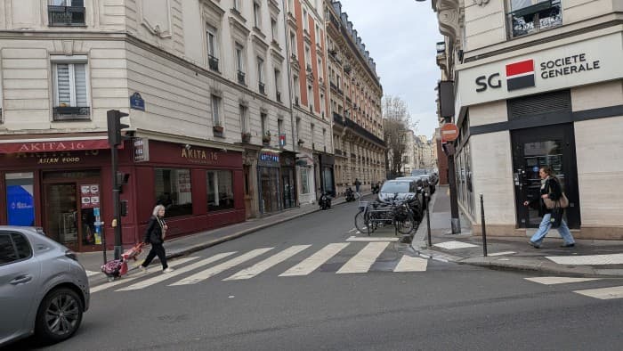 Local commercial · 58 m² · Cession de bail — photo 1