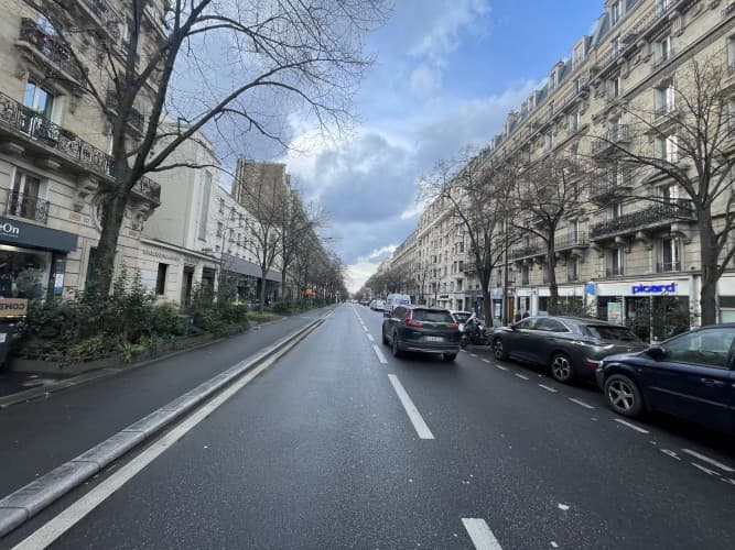 Local commercial · 35 m² · Cession de bail — photo 1