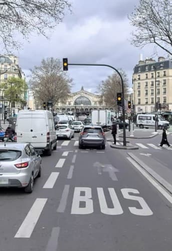 Local commercial · 61 m² · Cession de bail — photo 1