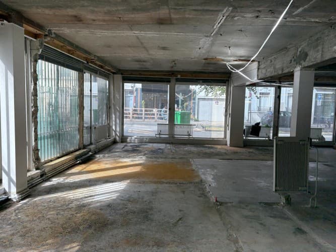 Local commercial · 300 m² · Location — photo 1