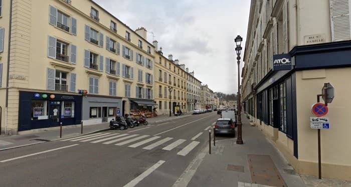 Local commercial · 66 m² · Location — photo 1