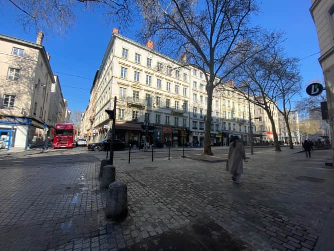 Local commercial · 33 m² · Cession de bail — photo 1