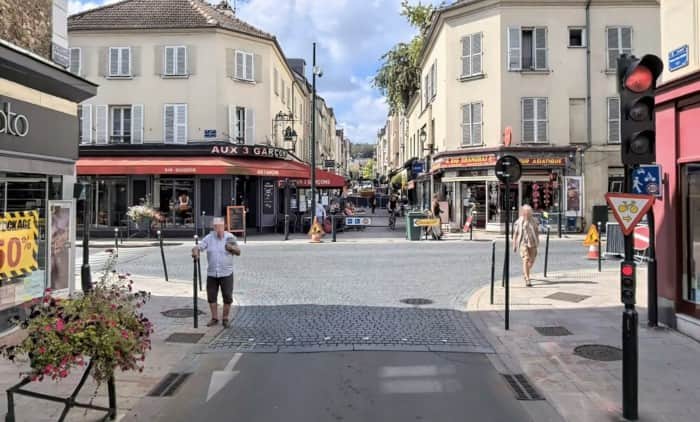 Local commercial · 90 m² · Cession de bail — photo 1