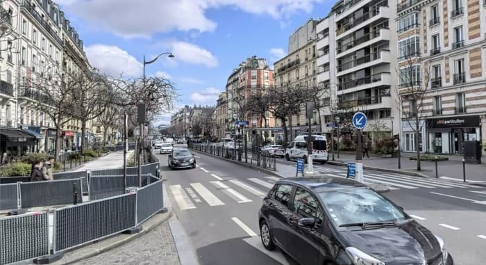 Local commercial · 135 m² · Fonds de commerce — photo 1