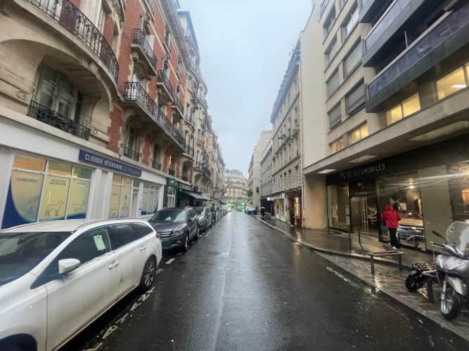 Local commercial · 34 m² · Cession de bail — photo 1