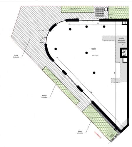Local commercial · 133 m² · Location — photo 1