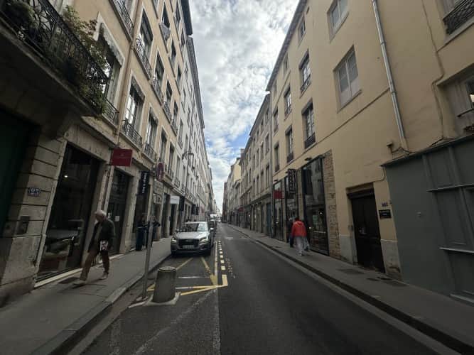 Local commercial · 30 m² · Cession de bail — photo 1
