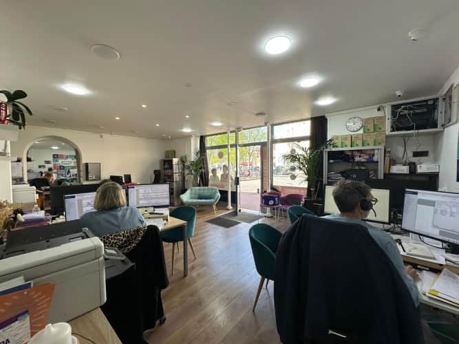 Local commercial · 52 m² · Cession de bail — photo 1