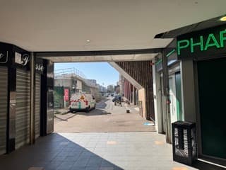 Local commercial · 105 m² · Fonds de commerce — photo 1