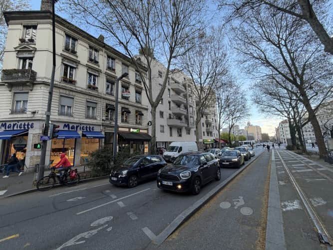 Local commercial · 70 m² · Cession de bail — photo 1