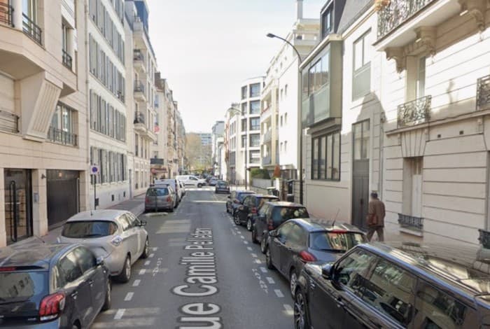 Local commercial · 150 m² · Location — photo 1