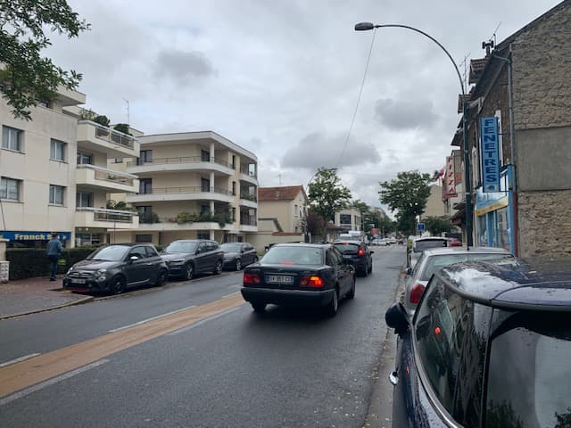 Local commercial · 1000 m² · Cession de bail — photo 1