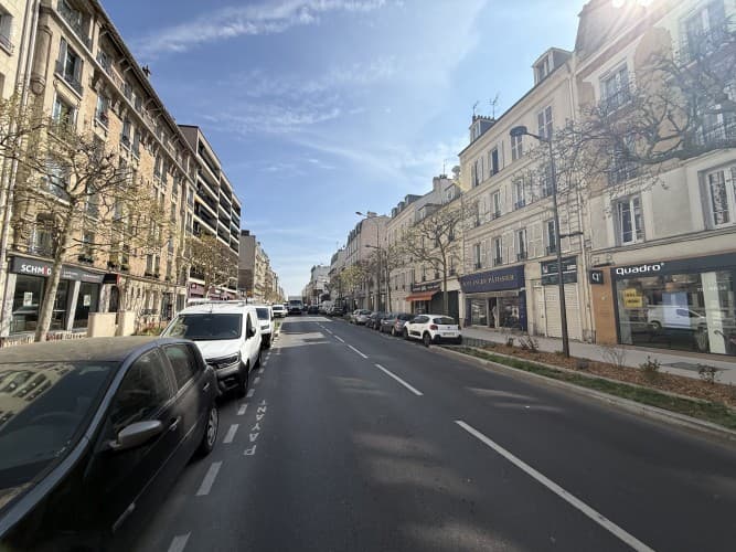 Local commercial · 43 m² · Fonds de commerce — photo 1