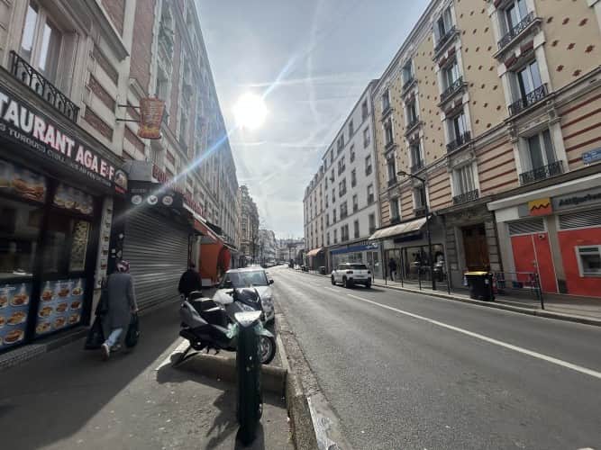Local commercial · 90 m² · Cession de bail — photo 1