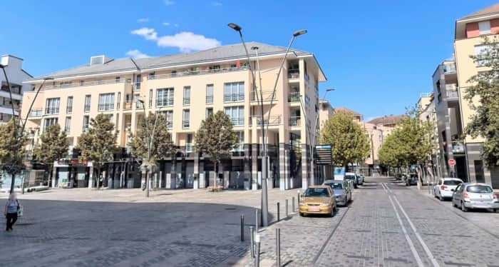 Local commercial · 283 m² · Fonds de commerce — photo 1
