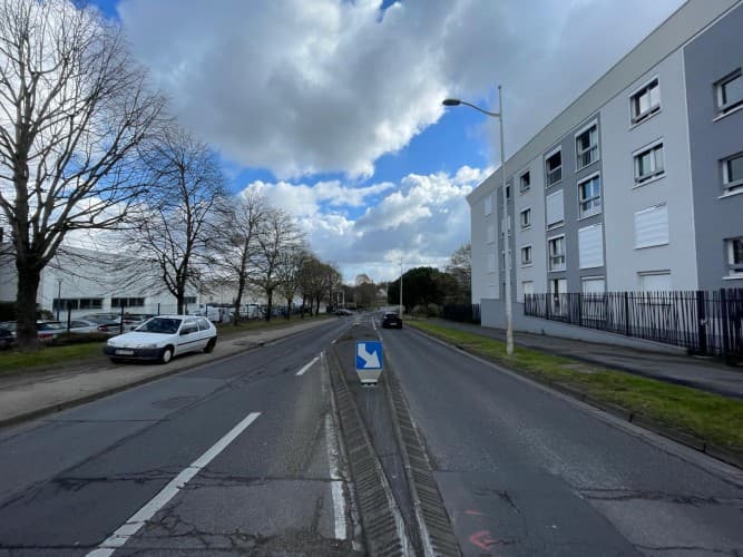Local commercial · 600 m² · Cession de bail — photo 1