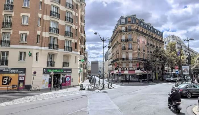 Local commercial · 200 m² · Location — photo 1