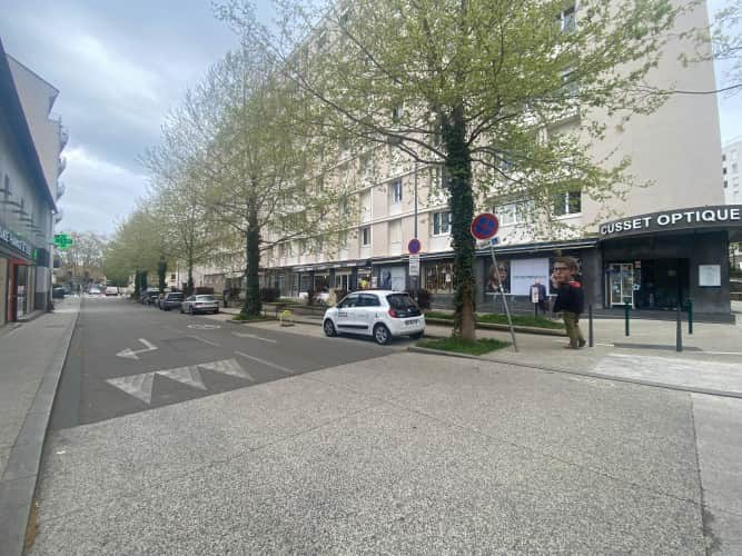 Local commercial · 50 m² · Cession de bail — photo 1