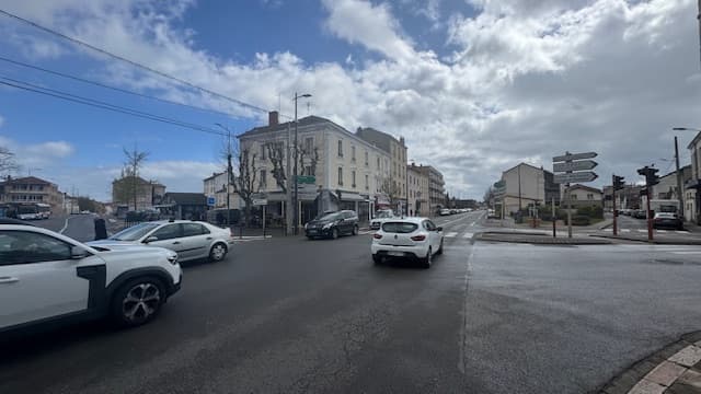 Local commercial · 181 m² · Fonds de commerce — photo 1