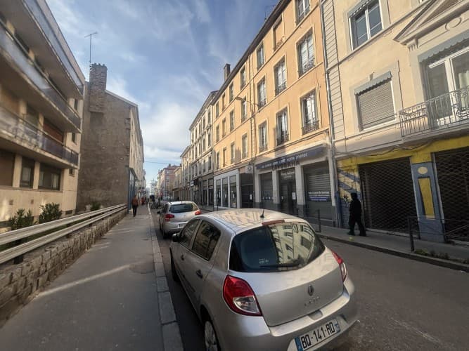 Local commercial · 100 m² · Fonds de commerce — photo 1