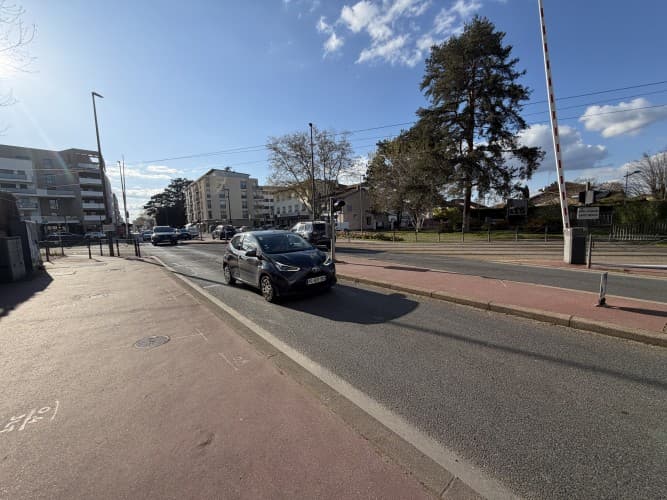 Local commercial · 110 m² · Cession de bail — photo 1